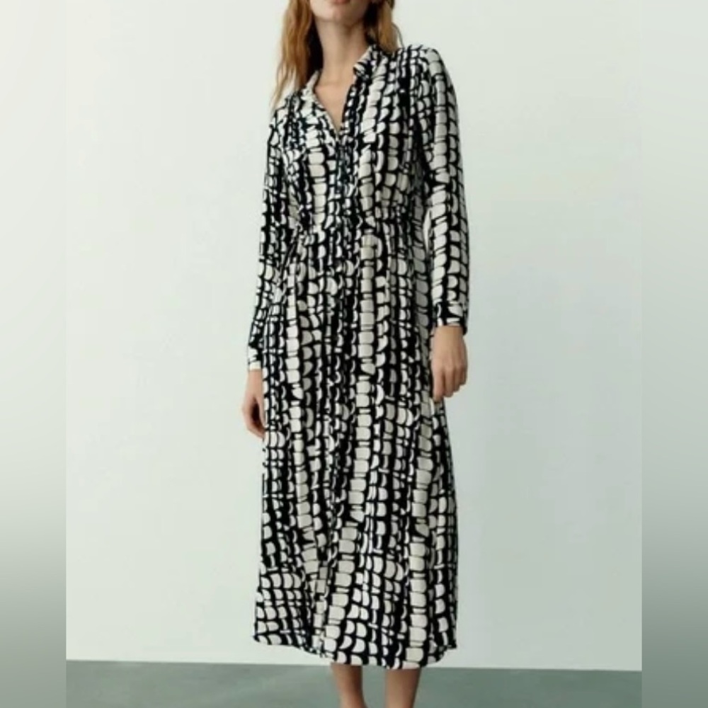 Zara Black and White Long Sleeve Printed Maxi Dress